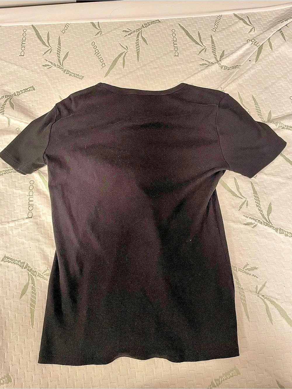 Ribbed Short Sleeve Top in Black Like New